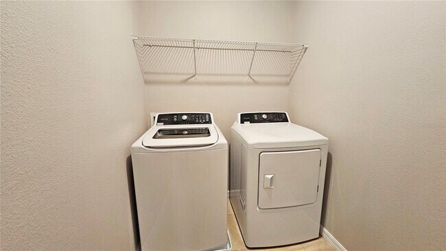 Building Photo - 364 Arbor Lakes Dr