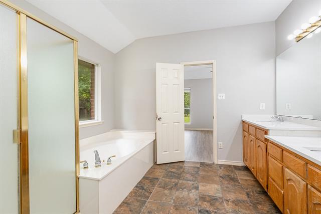 Building Photo - 2809 Ventanna Dr