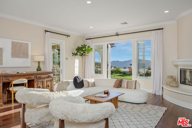 Building Photo - 25420 Prado De Azul