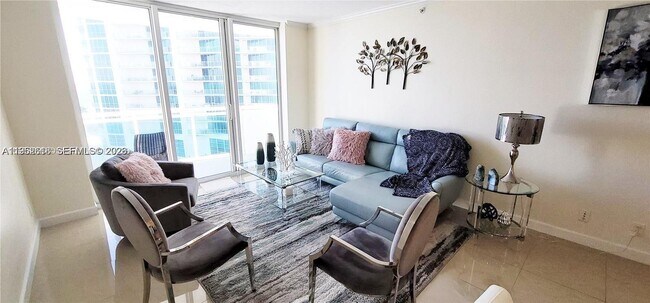 Building Photo - 3001 S Ocean Dr