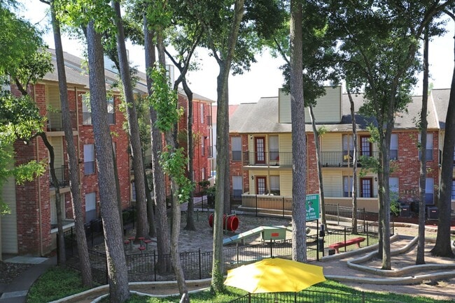 Interior Photo - The Park At Deerbrook