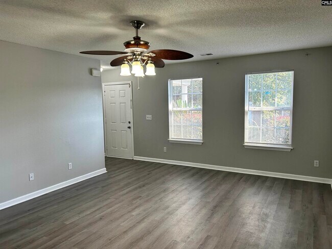 Building Photo - 218 Cogburn Rd
