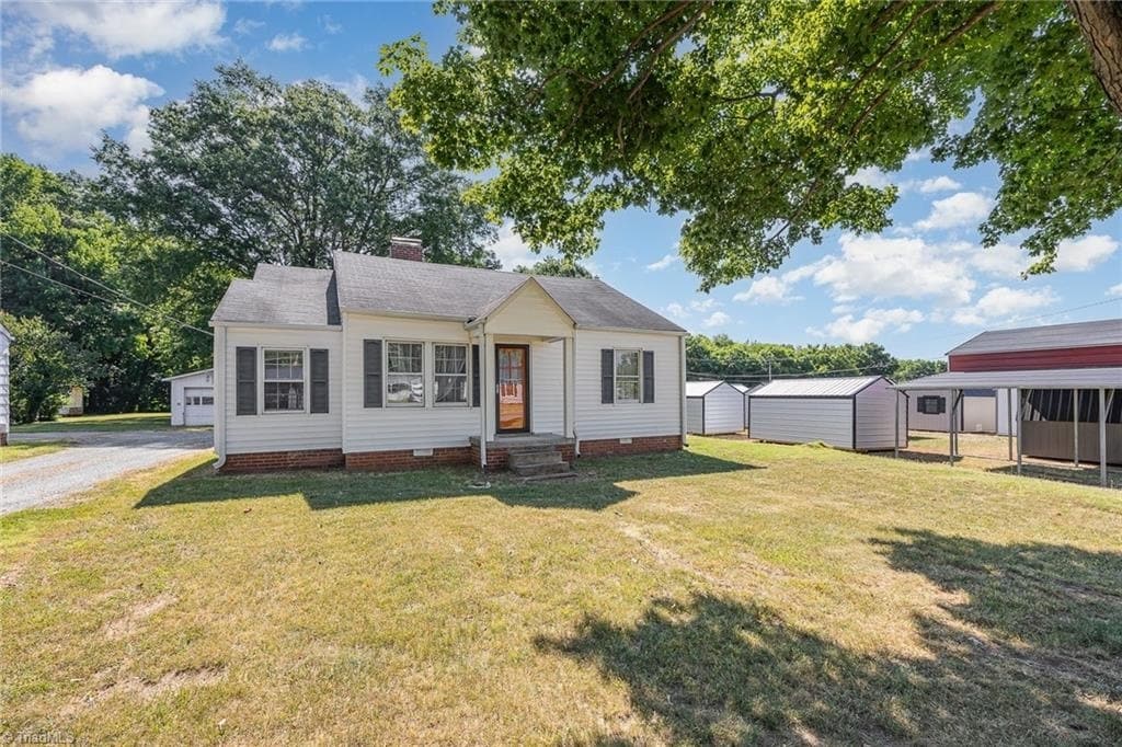 Building Photo - 1668 Old US Highway 52