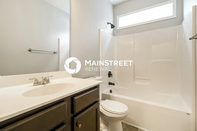 Building Photo - 3 Bedroom Pet-Friendly Home in CLAYTON, NC with Main Street Renewal