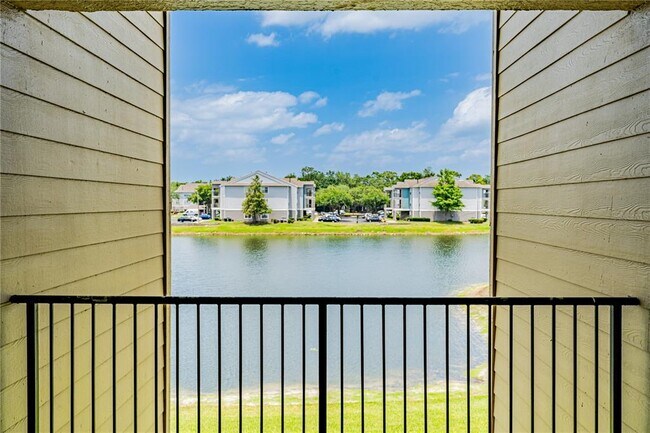 Building Photo - 2214 Grand Cayman Ct