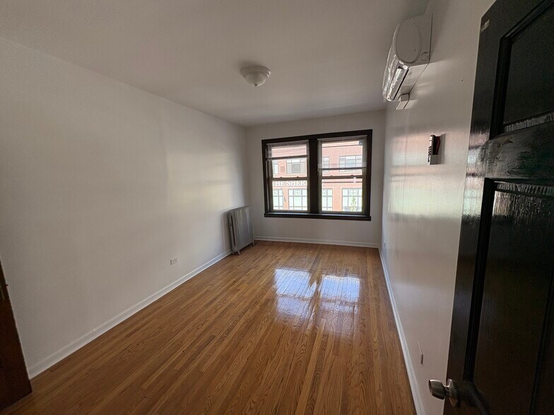 Building Photo - 809 N Harlem Ave