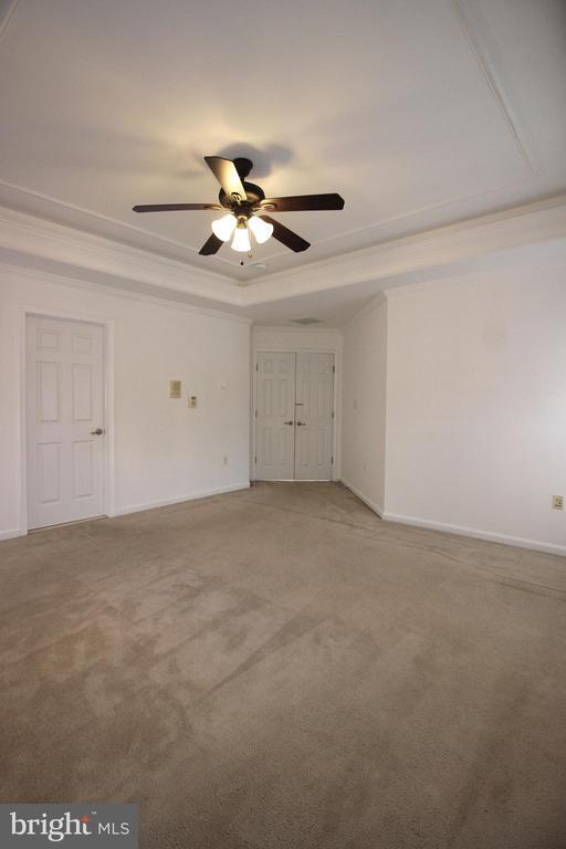 Building Photo - 9577 5th Pl