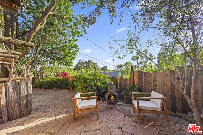 Building Photo - 1403 Avon Park Terrace