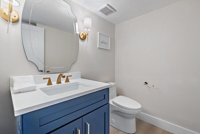 Building Photo - 1208 Marine Way