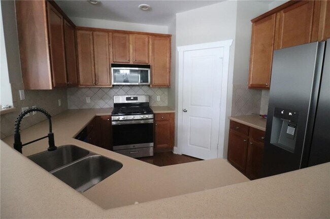 Building Photo - 2549 Preston View Ct