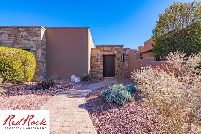 Building Photo - Incredible 4 Bedroom, 4 Bathroom FULLY FURNISHED Property in Entrada with a Private Pool!! 18 Mon...