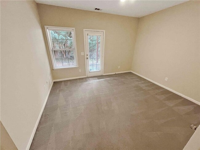 Building Photo - 306 Mony Stone Ct SE