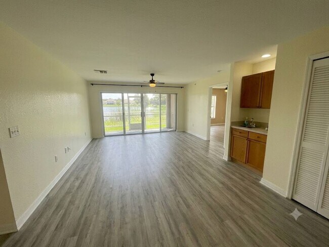 Building Photo - 2607 Emerald Lake Ct