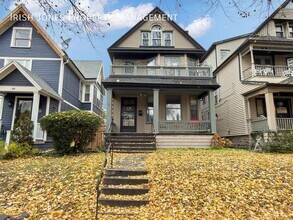 Building Photo - 54 Anderson Pl