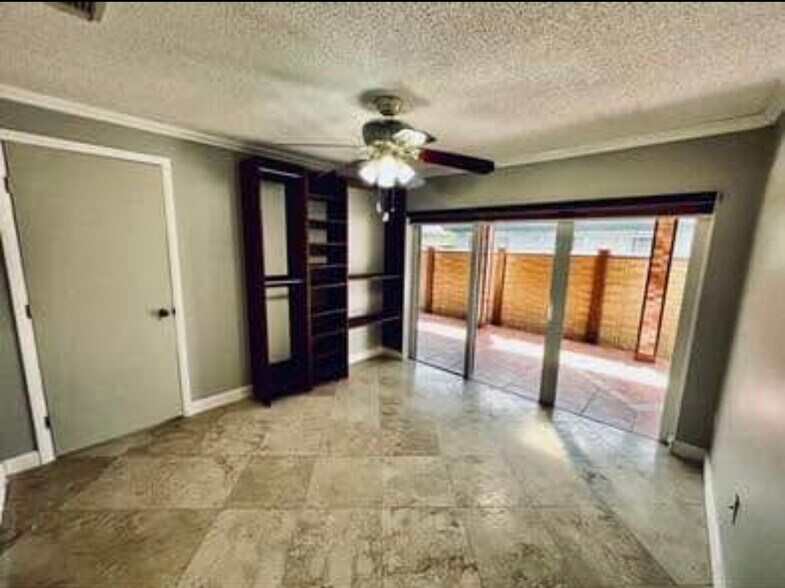 Building Photo - 18110 SW 139th Ct