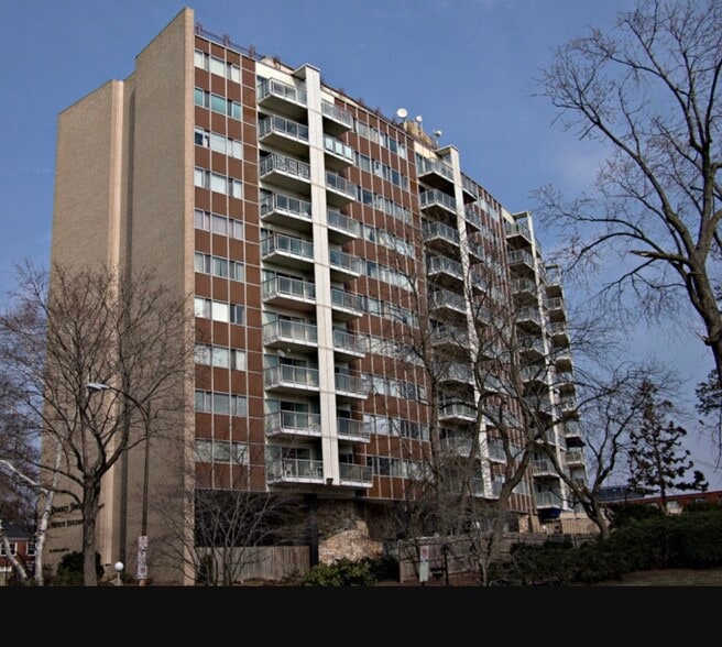 Building Photo - 30 Woodland St