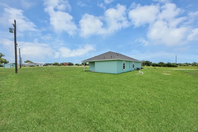 Building Photo - 288 Buckskin Dr