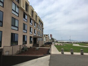 Building Photo - Beach Front Complex!!