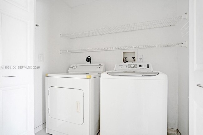 Building Photo - 7783 SW 94th Ln