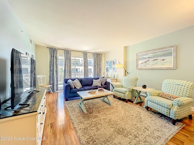 Building Photo - 601 N Miramar Ave