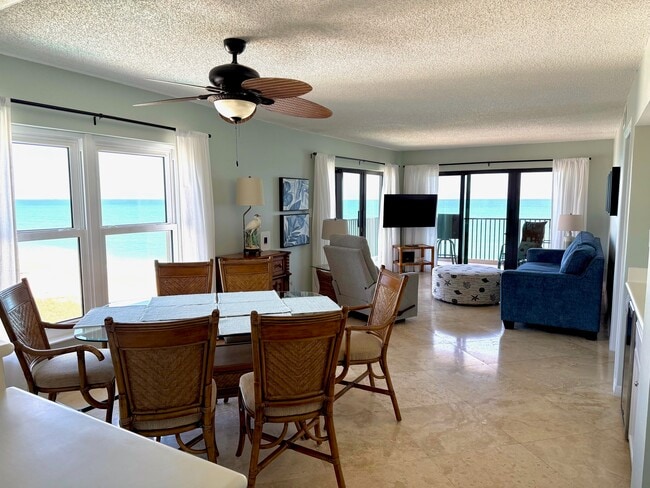 Building Photo - Hutchinson Island