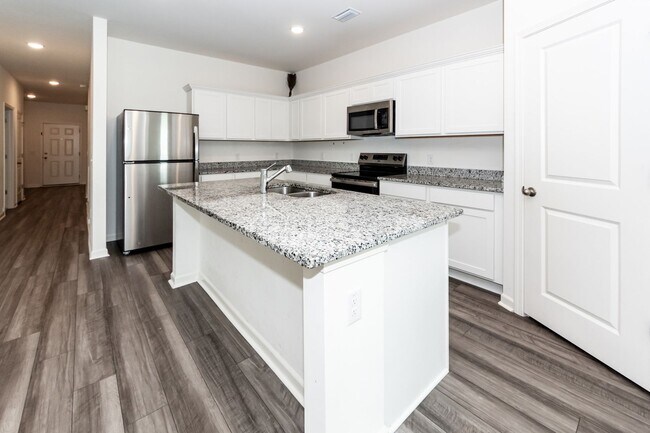 Building Photo - 713 Pisces Ln