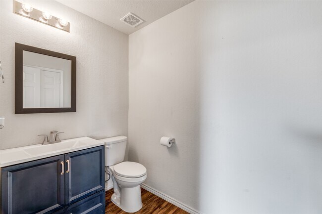 Building Photo - 5722 Basin Ranch Ln