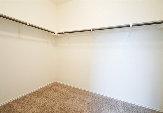 Building Photo - 933 Wildrye Ct