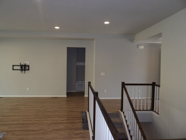 Building Photo - 6520 Golden Briar Ln