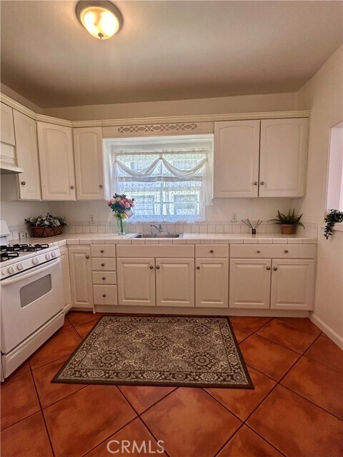 Building Photo - 2121 James M Wood Blvd