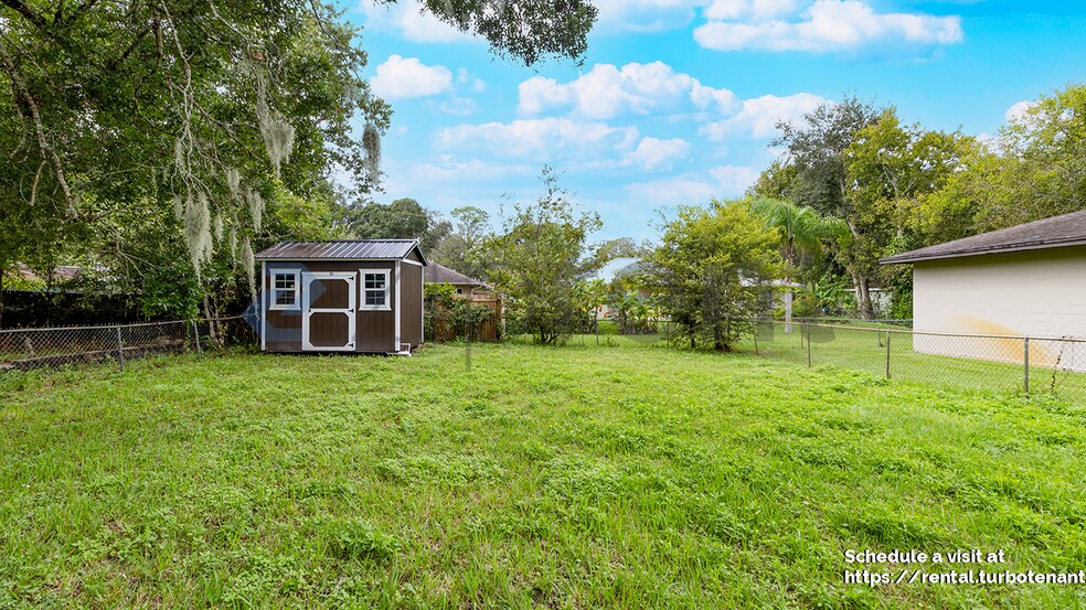 Building Photo - 1584 Selma Ave