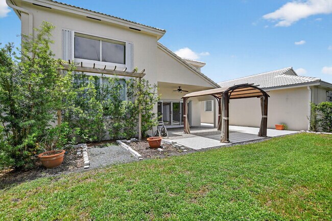 Building Photo - 6502 Brava Way