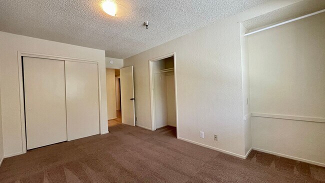 Building Photo - Upgraded 2 Bedroom, 2 Bathroom Cedar Creek Condo by Cal Poly