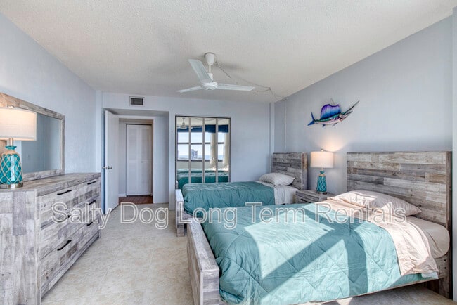 Building Photo - 1415 Ocean Shore Blvd