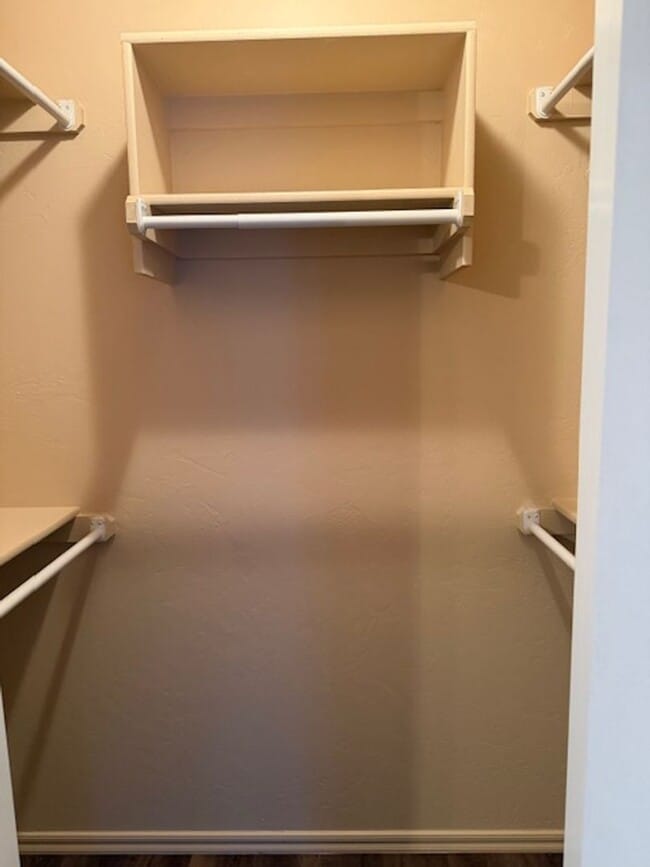 Building Photo - Updated Duplex - Mustang Schools - Open Floorplan - Gated Community