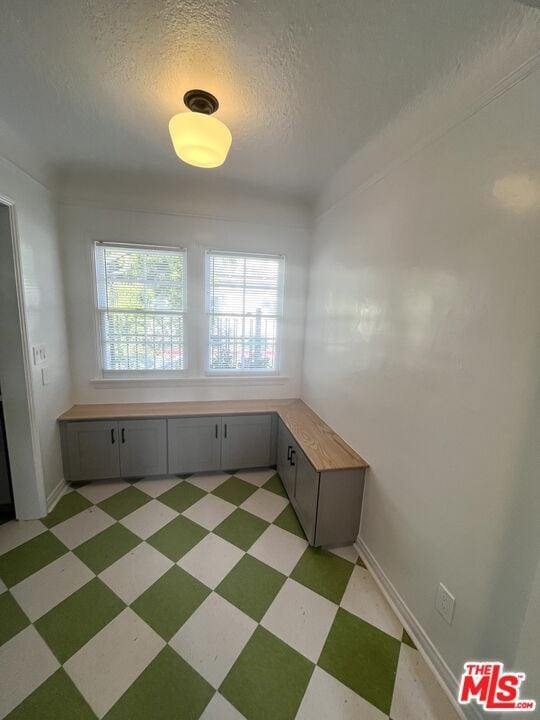 Building Photo - 958 N Vista St