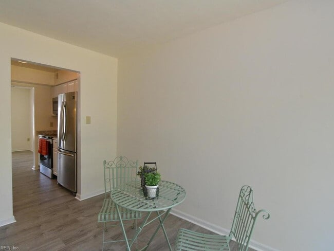 Building Photo - HILLTOP AREA FOR RENT!