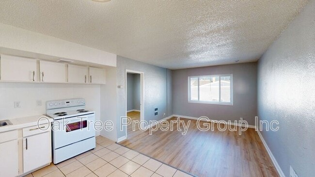 Primary Photo - 2232 Seminary Ave