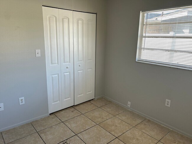 Building Photo - 4903 24th St W