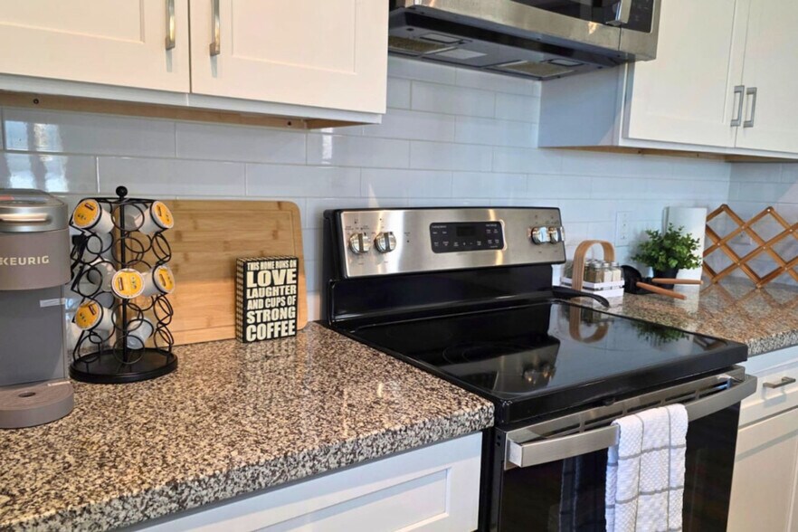 Building Photo - 2704 Sam Wilson St