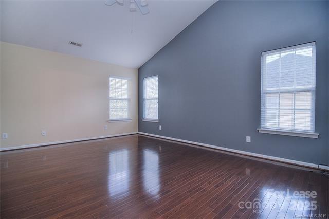 Building Photo - 17237 Baldwin Hall Dr