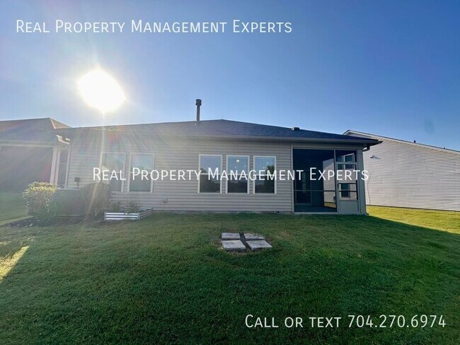 Building Photo - 3012 Striped Maple Ct
