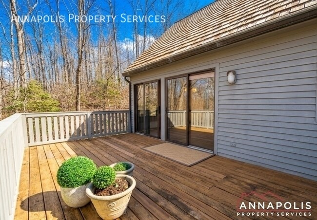 Building Photo - 1810 View Top Ct