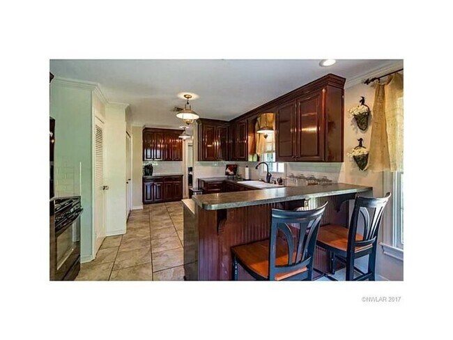 Building Photo - *WONDERFUL SO. HIGHLAND/MADISON PARK HOME*