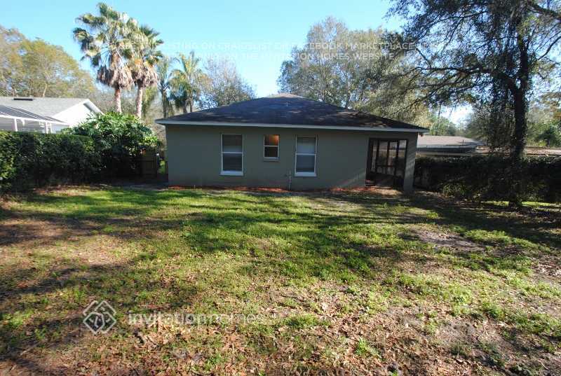 Building Photo - 25840 Aberdovey Ave