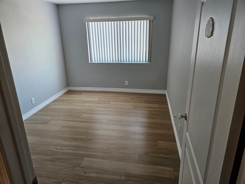 Building Photo - 8649 Lake Murray Blvd