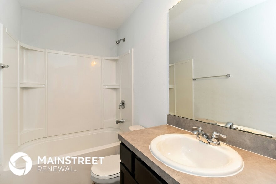 Building Photo - 556 Eiseman Wy