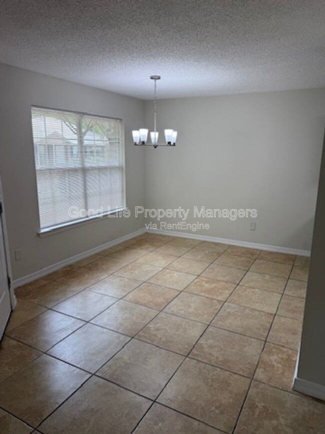 Building Photo - 9980 Bowman Ave