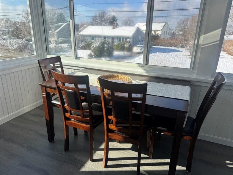 Building Photo - 7 White Cap Rd