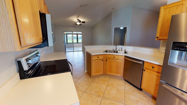 Building Photo - 1281 Berryhill Dr